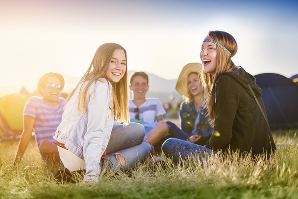 Beautiful teens at summer festival - Foto, Imagem