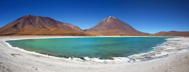Зелені лагуни (Лагуна-Верде), Альтіплано, Болівія - Фото, зображення