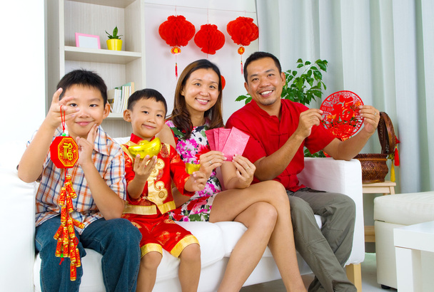 asian family - Foto, immagini