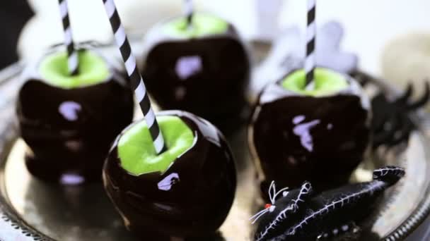 pommes bonbons pour la fête d'Halloween
 - Séquence, vidéo