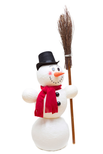 boneco de neve com cachecol vermelho e vassoura
 - Foto, Imagem