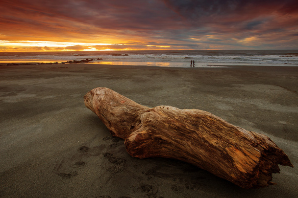 belo sol natural definir paisagem do mar na praia hokitika isla sul
 - Foto, Imagem