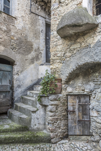 In Castelvecchio di Rocca Barbena - Fotografie, Obrázek