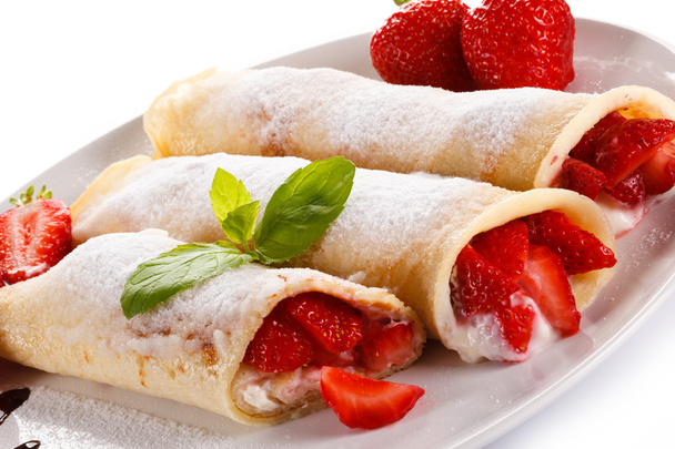 Pancakes with cream and strawberry - Фото, зображення
