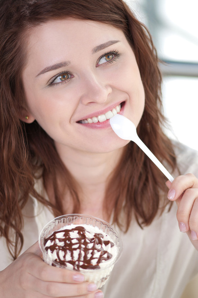Young happy woman with cake - Фото, зображення