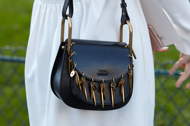 Black Chloe bag before Chloe show, Paris fashion week - Φωτογραφία, εικόνα