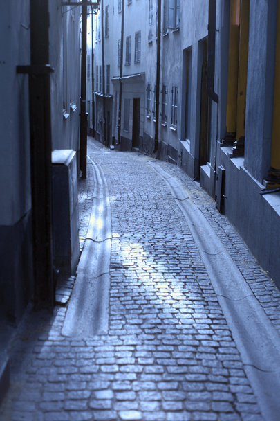 Узкая улица
 - Фото, изображение