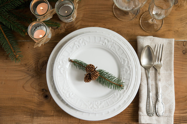 Rustic and natural Christmas table setting - Φωτογραφία, εικόνα