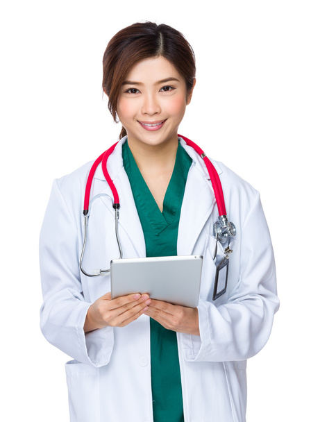 asiático mujer médico en blanco abrigo
 - Foto, Imagen