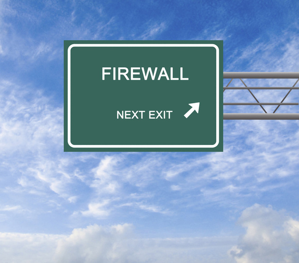 Richting verkeersbord naar firewall  - Foto, afbeelding