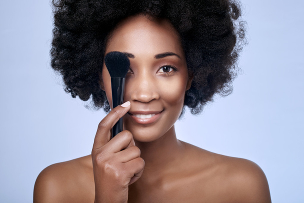 Black beauty model in studio - Foto, Imagen