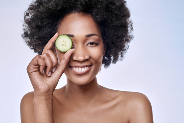 Skincare beauty concept with black african model - 写真・画像