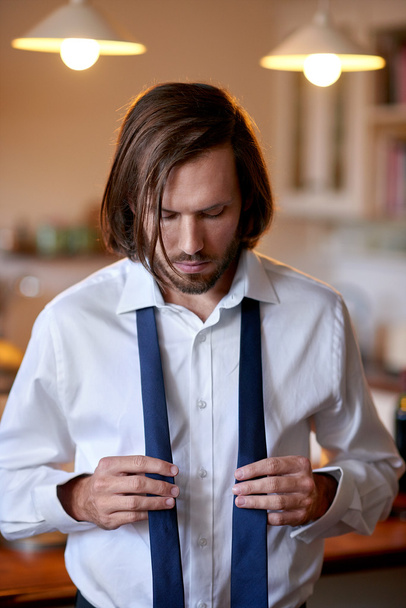man doing morning routine shirt and tie - Φωτογραφία, εικόνα