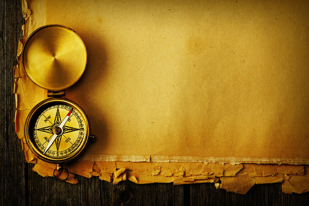 starožitný mosazný kompas - Fotografie, Obrázek