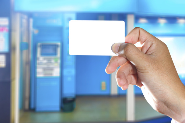 Ręczne trzymanie karty kredytowej - Zdjęcie, obraz