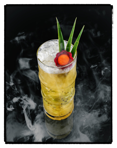 Fresh kiwi cocktail - Foto, imagen