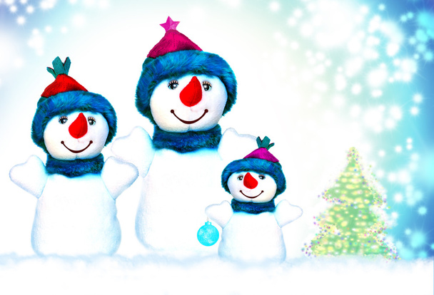 семья из трех снеговиков
 - Фото, изображение