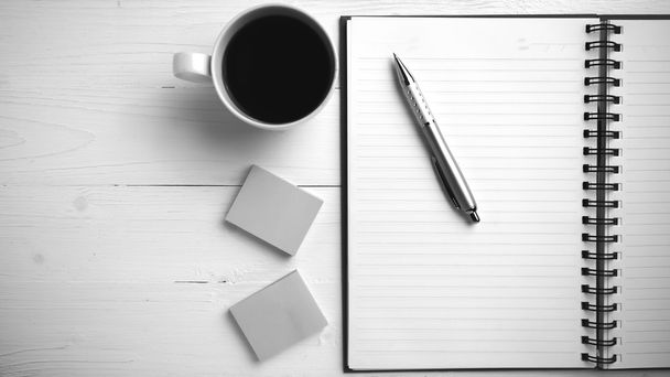 notepad and coffee cup black and white tone color style - Fotografie, Obrázek