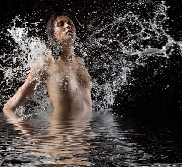 Nude water splash - Valokuva, kuva