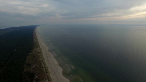 Aerial view of sea and beach at sunset 4k - Filmagem, Vídeo