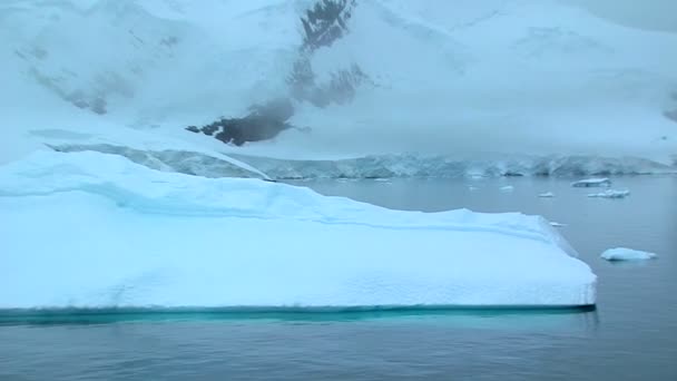 南極大陸の氷の風景 - 映像、動画