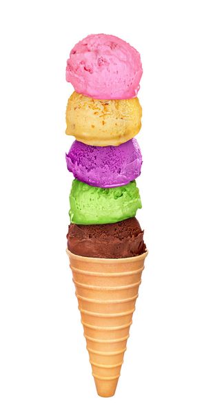 cinque gelati multicolori in tazza di waffle su un bianco isolato
 - Foto, immagini