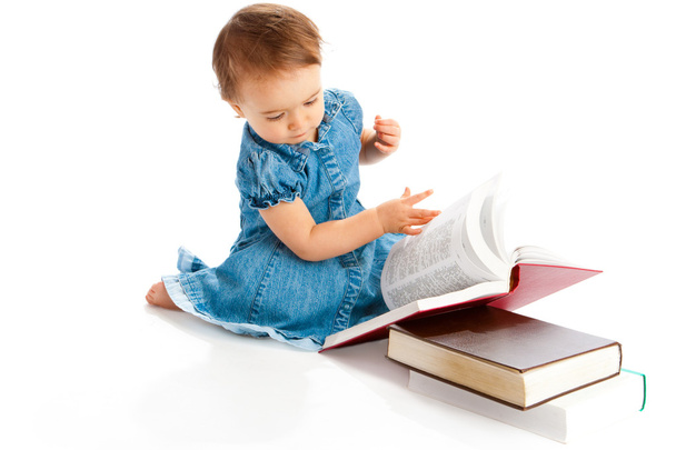 Kid reading - Valokuva, kuva