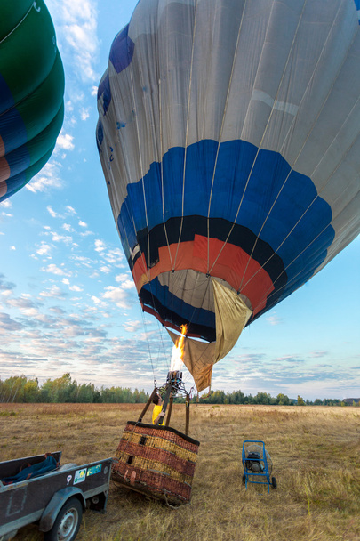 sıcak hava ile pilot dolum balondan propan ısıtıcı - Fotoğraf, Görsel