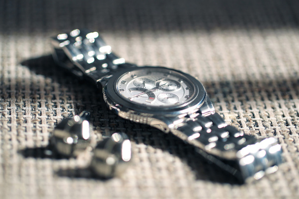 Groom's elegant watch and cuff links - Fotografie, Obrázek