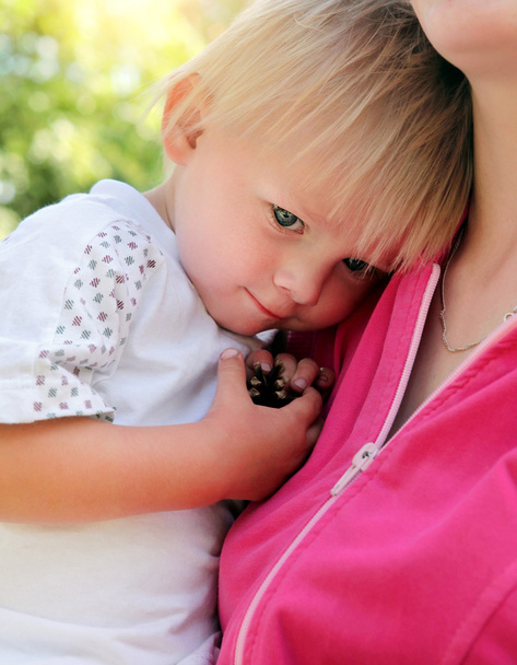 Tired Child with Mother - Zdjęcie, obraz