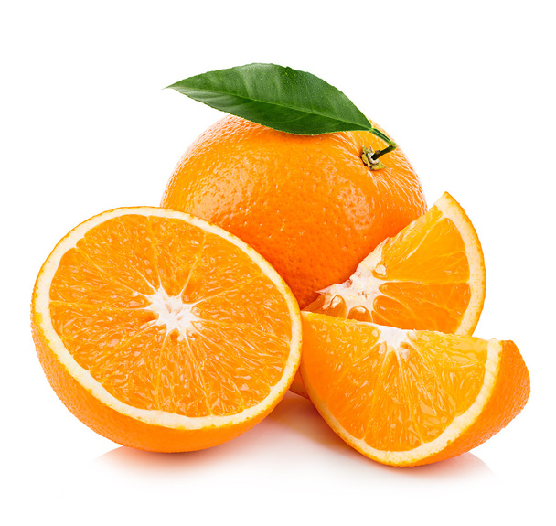 Sinaasappelfruit geïsoleerd op een witte achtergrond. - Foto, afbeelding