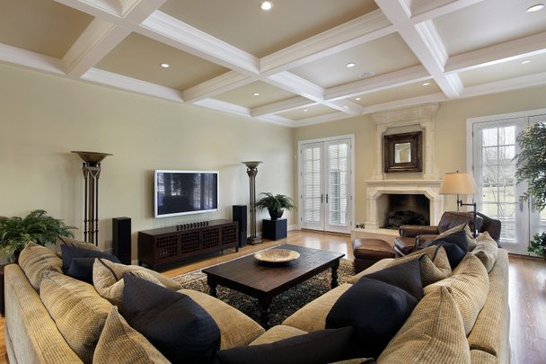 Family room with ceiling beams - Foto, afbeelding