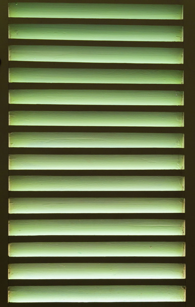 groene venster - Foto, afbeelding