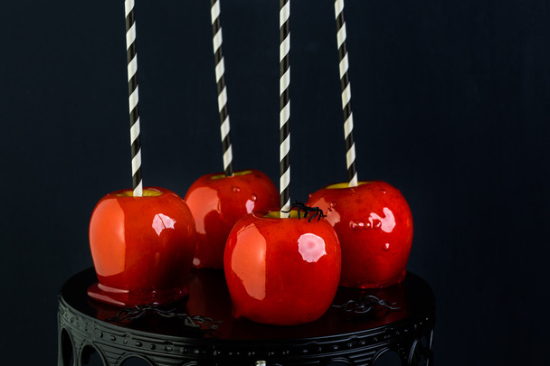 Сладкие яблоки ручной работы
 - Фото, изображение