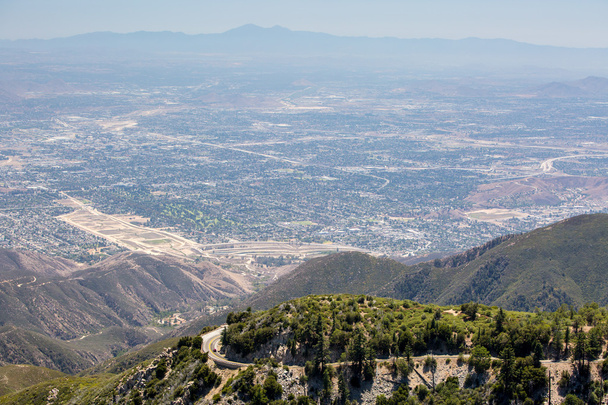 San Bernardino üzerinden görünüm - Fotoğraf, Görsel