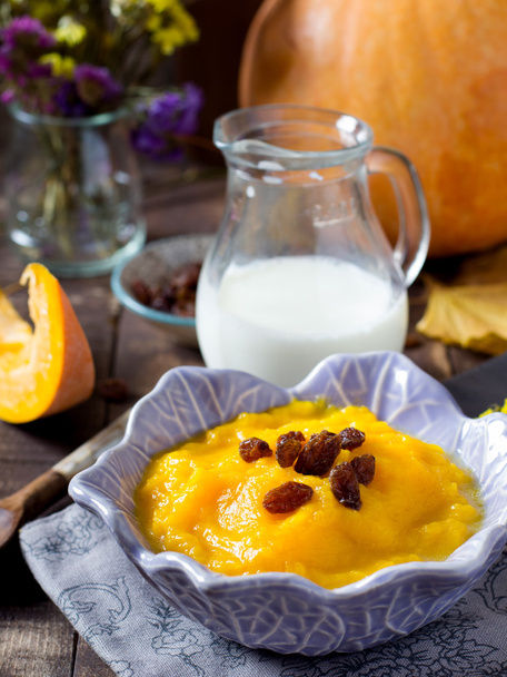 pumpkin porridge with raisins - Photo, Image