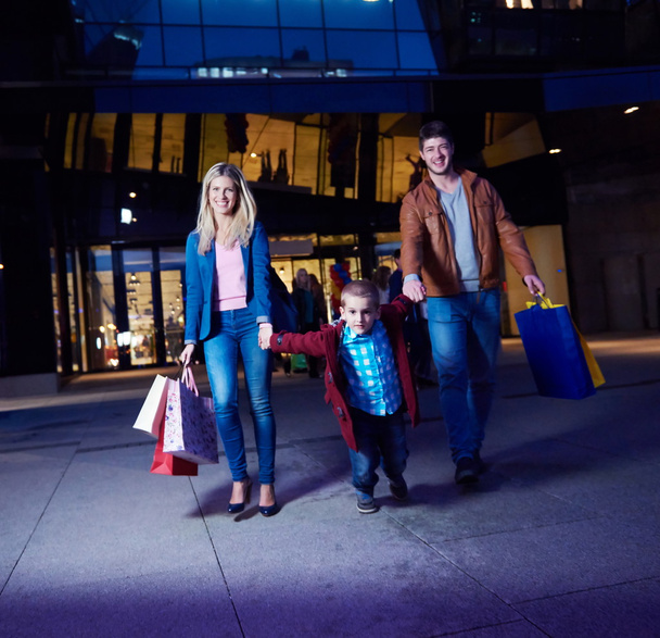 family Enjoying Shopping - Zdjęcie, obraz