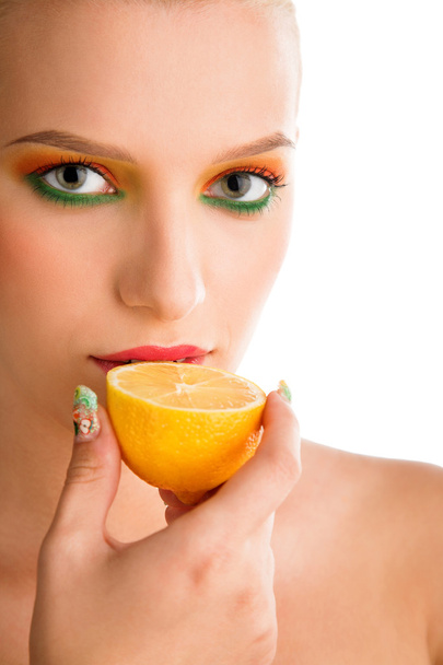 žena s citronem - Fotografie, Obrázek
