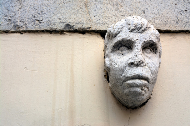 Decoração de parede velha em Potenza. Basilicata. Itália
 - Foto, Imagem