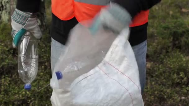 Man with bag of plastic bottles - Footage, Video