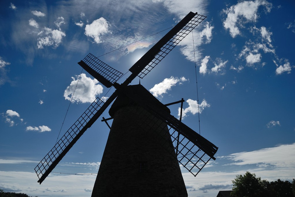 Windmühlensilhouette und Himmel - Foto, Bild
