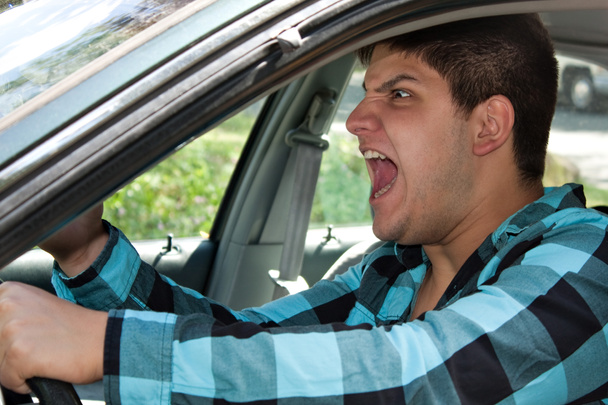 Homme exprimant la rage de la route
 - Photo, image