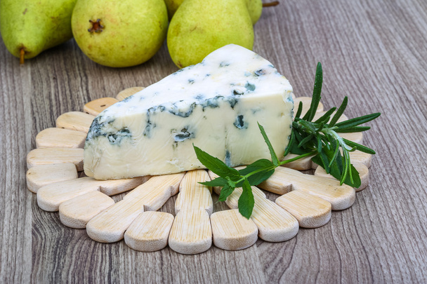 Blue cheese with rosemary - Photo, Image
