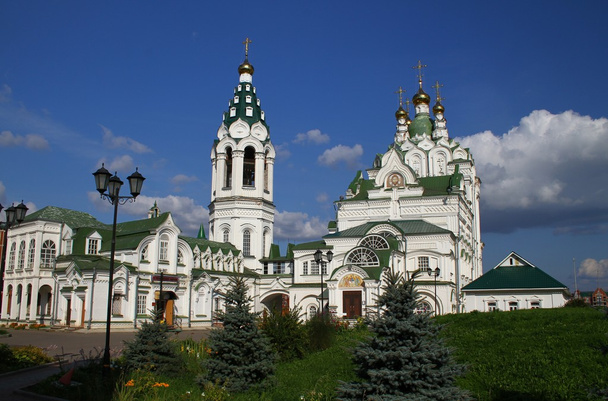 Igreja Trinity em Yoshkar-Ola. Rússia, República de Mari El
 - Foto, Imagem