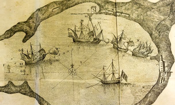 Antique sea map of a vessel battle in a port close up detail - Foto, afbeelding