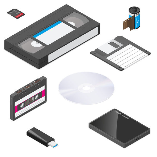 Storage media actual size proportions detailed isometric icon set - ベクター画像