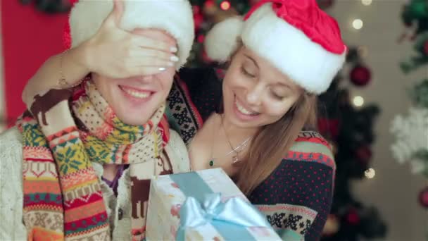 Raten Sie mal, welches Weihnachtsgeschenk - Filmmaterial, Video
