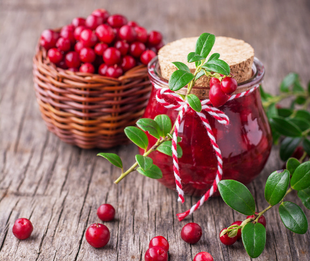 Portion of Cranberry Jam with fresh fruits - 写真・画像