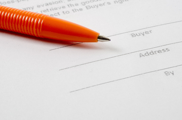 sales agreement and pen - Photo, Image