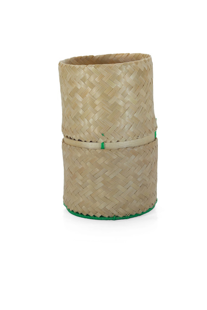 Artesanía de la tradición de arroz pegajoso de bambú de mimbre con fondo blanco
 - Foto, imagen